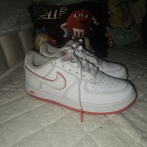 Nike Other - Nike Kids White and Pink Sneakers